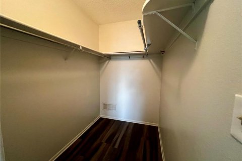 Condo in Sarasota, Florida, 2 bedrooms  № 2227050 - photo 19