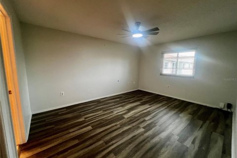Condo in Sarasota, Florida, 2 bedrooms  № 2227050 - photo 17