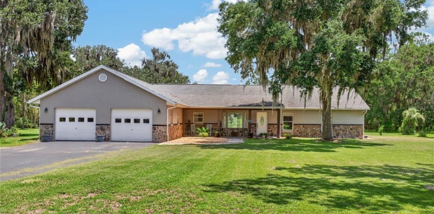 House in Micanopy, Florida 3 bedrooms, 227.8 sq.m. № 2299722
