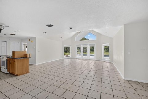 House in Micanopy, Florida 3 bedrooms, 227.8 sq.m. № 2299722 - photo 6