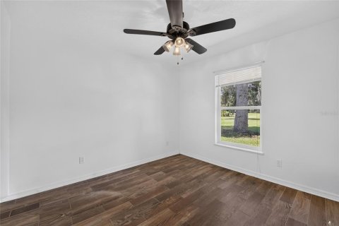 House in Micanopy, Florida 3 bedrooms, 227.8 sq.m. № 2299722 - photo 13