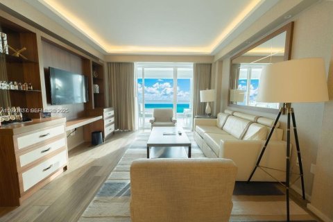 Купить кондоминиум в Форт-Лодердейл, Флорида 2 спальни, 98.57м2, № 1982148 - фото 22