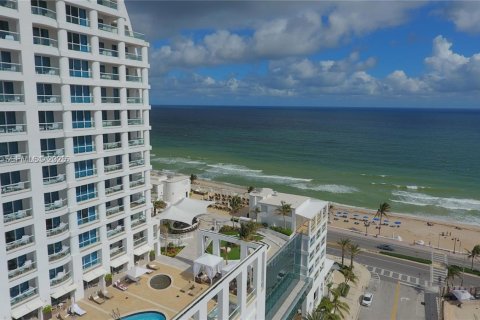 Купить кондоминиум в Форт-Лодердейл, Флорида 2 спальни, 98.57м2, № 1982148 - фото 2