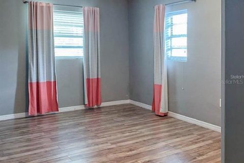 Villa ou maison à louer à Sarasota, Floride: 3 chambres, 123 m2 № 1584785 - photo 12