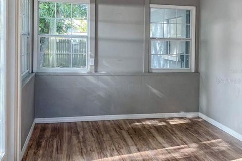 Villa ou maison à louer à Sarasota, Floride: 3 chambres, 123 m2 № 1584785 - photo 6