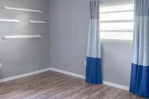 Villa ou maison à louer à Sarasota, Floride: 3 chambres, 123 m2 № 1584785 - photo 5