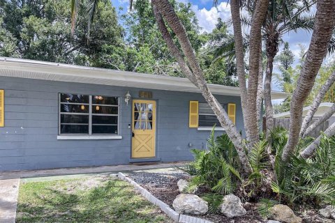 Villa ou maison à louer à Sarasota, Floride: 3 chambres, 123 m2 № 1584785 - photo 1