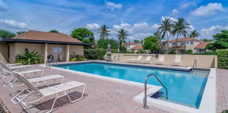 Condominio en Palm Beach Gardens, Florida, 2 dormitorios № 1207339