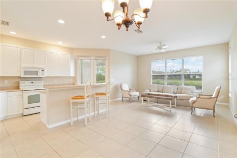 Villa ou maison à vendre à North Port, Floride: 2 chambres, 134.52 m2 № 1873275 - photo 6