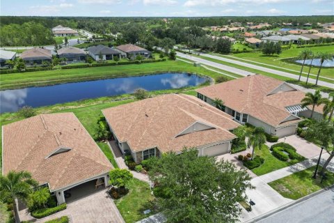 Villa ou maison à vendre à North Port, Floride: 2 chambres, 134.52 m2 № 1873275 - photo 3