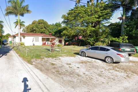 Commercial property in Miami, Florida 178.84 sq.m. № 1941747 - photo 2