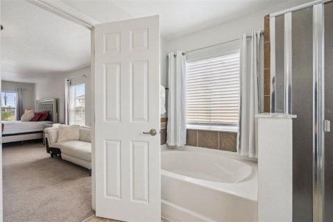 Casa en venta en Davenport, Florida, 4 dormitorios, 207.26 m2 № 2237138 - foto 9