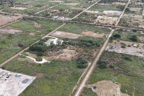 Land in Okeechobee, Florida № 2158157 - photo 30