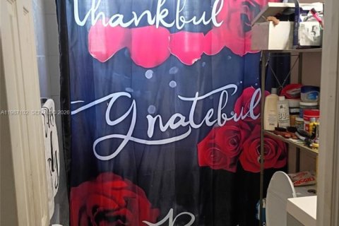 Купить коммерческую недвижимость в Майами, Флорида 129.32м2, № 2046546 - фото 5