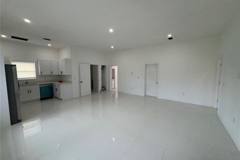 Villa ou maison à louer à Citra, Floride: 3 chambres, 124.86 m2 № 1879490 - photo 2