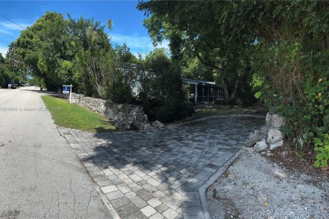 House in Key Largo, Florida 2 bedrooms, 126.53 sq.m. № 1794117 - photo 28