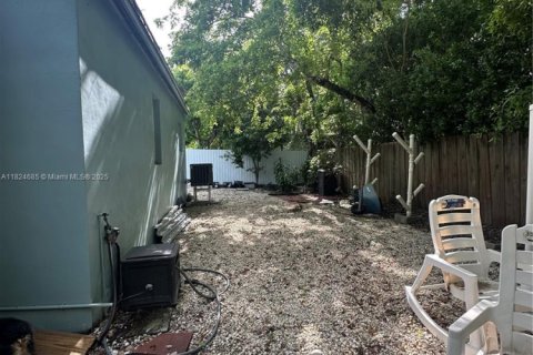 House in Key Largo, Florida 2 bedrooms, 126.53 sq.m. № 1794117 - photo 7