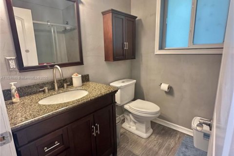 House in Key Largo, Florida 2 bedrooms, 126.53 sq.m. № 1794117 - photo 11