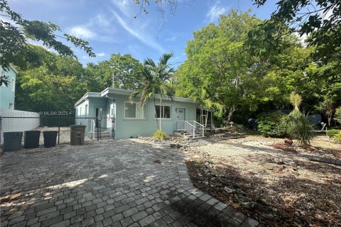 House in Key Largo, Florida 2 bedrooms, 126.53 sq.m. № 1794117 - photo 2