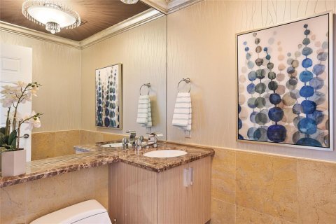 Condo in Fort Lauderdale, Florida, 2 bedrooms  № 2247711 - photo 10