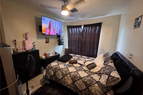 Villa ou maison à vendre à Riviera Beach, Floride: 4 chambres, 201.78 m2 № 2011010 - photo 14