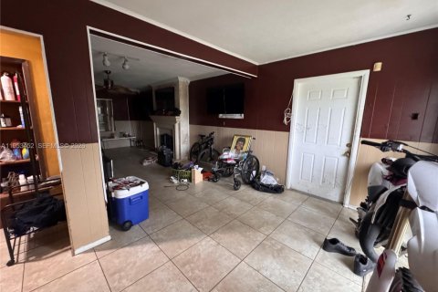 Villa ou maison à vendre à Riviera Beach, Floride: 4 chambres, 201.78 m2 № 2011010 - photo 6