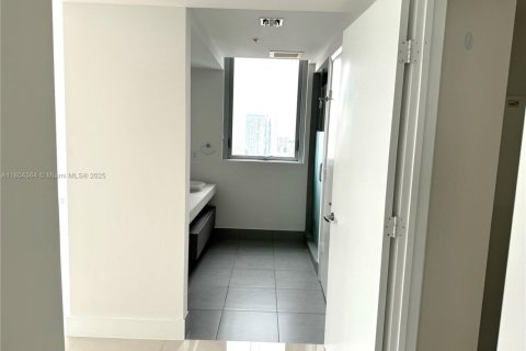 Купить кондоминиум в Майами, Флорида 2 спальни, 124.49м2, № 2023065 - фото 8
