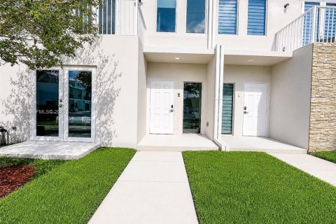 Touwnhouse à vendre à Homestead, Floride: 4 chambres, 139.35 m2 № 2085301 - photo 25