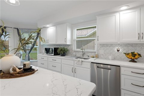 Casa en venta en Beverly Hills, Florida, 3 dormitorios, 163.51 m2 № 2214221 - foto 12