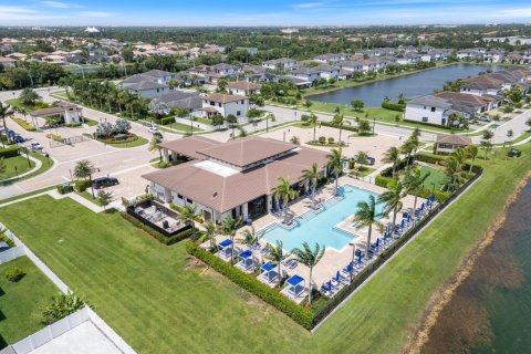 House in Miramar, Florida 5 bedrooms, 330.64 sq.m. № 2191105 - photo 29