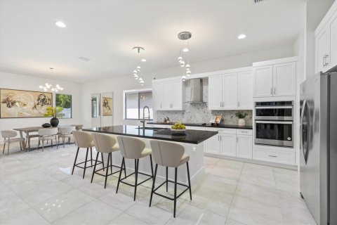 House in Miramar, Florida 5 bedrooms, 330.64 sq.m. № 2191105 - photo 6