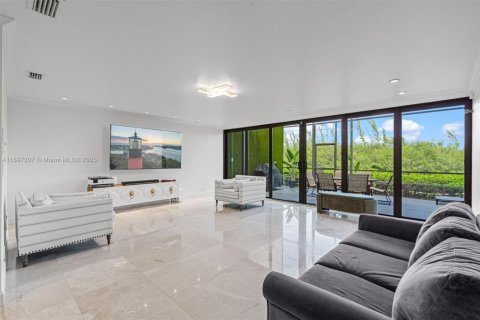 Adosado en alquiler en Palmetto Bay, Florida, 2 dormitorios, 246.28 m2 № 1948741 - foto 6