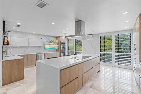 Adosado en alquiler en Palmetto Bay, Florida, 2 dormitorios, 246.28 m2 № 1948741 - foto 30