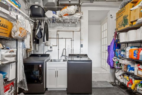 Adosado en alquiler en Palmetto Bay, Florida, 2 dormitorios, 246.28 m2 № 1948741 - foto 16