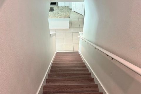 Casa en venta en DeLand, Florida, 5 dormitorios, 240.99 m2 № 1856642 - foto 28