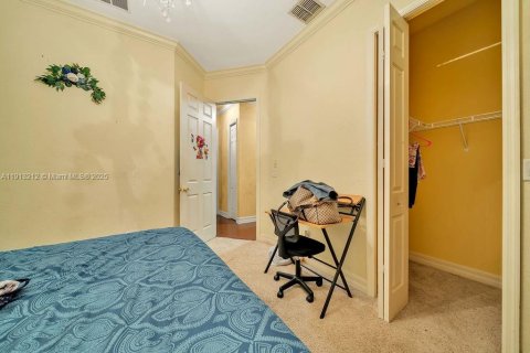 House in Lehigh Acres, Florida 3 bedrooms № 1969392 - photo 25