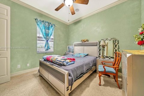 House in Lehigh Acres, Florida 3 bedrooms № 1969392 - photo 20