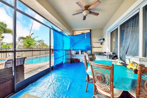 House in Lehigh Acres, Florida 3 bedrooms № 1969392 - photo 29