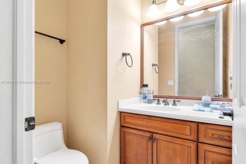 House in Lehigh Acres, Florida 3 bedrooms № 1969392 - photo 27