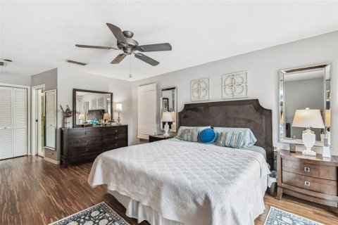 House in Tampa, Florida 3 bedrooms, 189.33 sq.m. № 1888447 - photo 26
