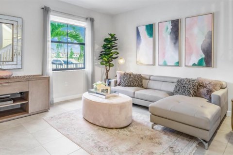 Adosado en alquiler en Homestead, Florida, 3 dormitorios, 149.76 m2 № 1973661 - foto 3