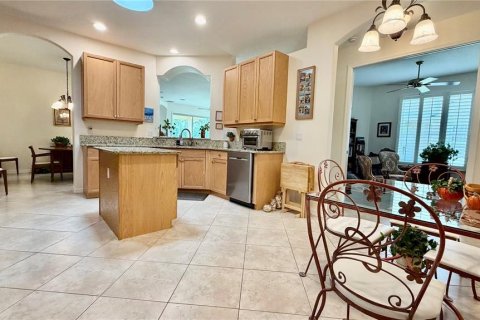 House in Vero Beach, Florida 3 bedrooms, 159.33 sq.m. № 2422726 - photo 7