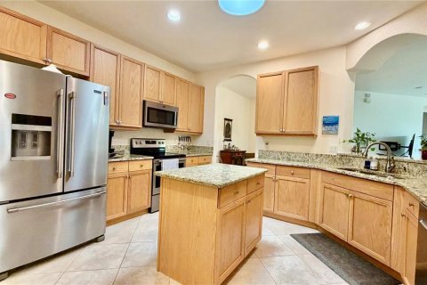 House in Vero Beach, Florida 3 bedrooms, 159.33 sq.m. № 2422726 - photo 9