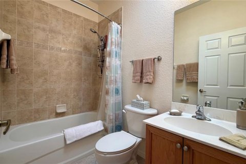 House in Vero Beach, Florida 3 bedrooms, 159.33 sq.m. № 2422726 - photo 18