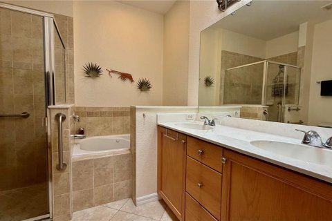 House in Vero Beach, Florida 3 bedrooms, 159.33 sq.m. № 2422726 - photo 22