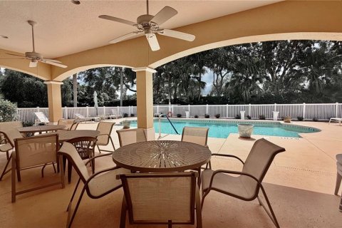 House in Vero Beach, Florida 3 bedrooms, 159.33 sq.m. № 2422726 - photo 27