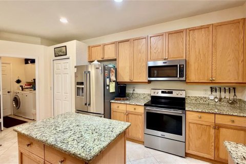 House in Vero Beach, Florida 3 bedrooms, 159.33 sq.m. № 2422726 - photo 11