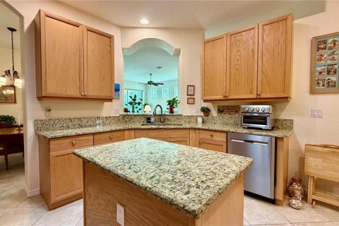 House in Vero Beach, Florida 3 bedrooms, 159.33 sq.m. № 2422726 - photo 10