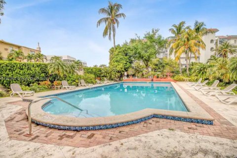 Copropriété à vendre à Miami Beach, Floride: 27.87 m2 № 2055947 - photo 8