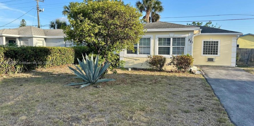 Villa ou maison à Riviera Beach, Floride 3 chambres, 92.25 m2 № 1950238